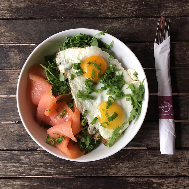 5 FOODS TO BOOST BRAIN POWER , ALERTNESS AND MEMORY