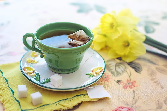 10 EXCELLENT BENEFITS OF GREEN TEA